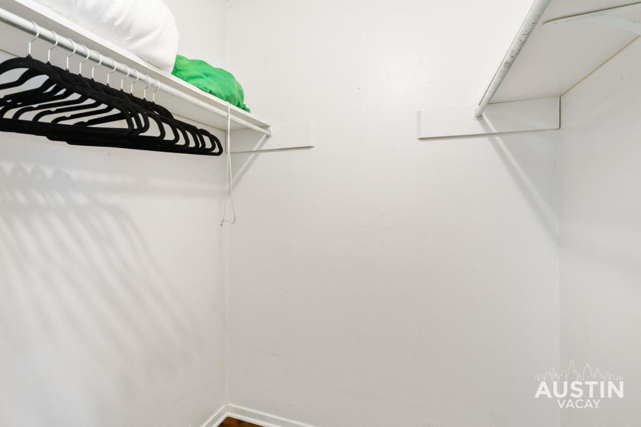 Spacious Atx Apt With Private Deck And All Essentials Austin Exterior photo