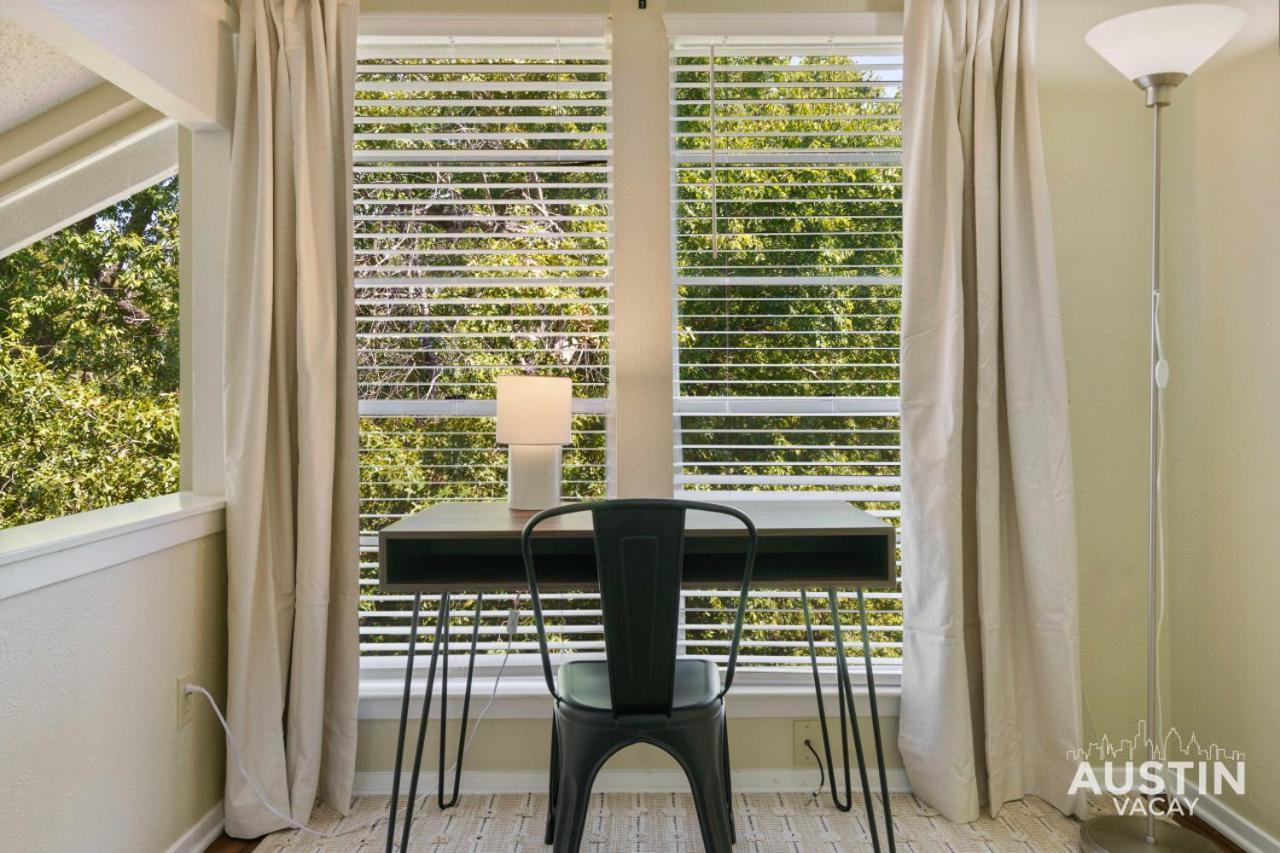 Spacious Atx Apt With Private Deck And All Essentials Austin Exterior photo