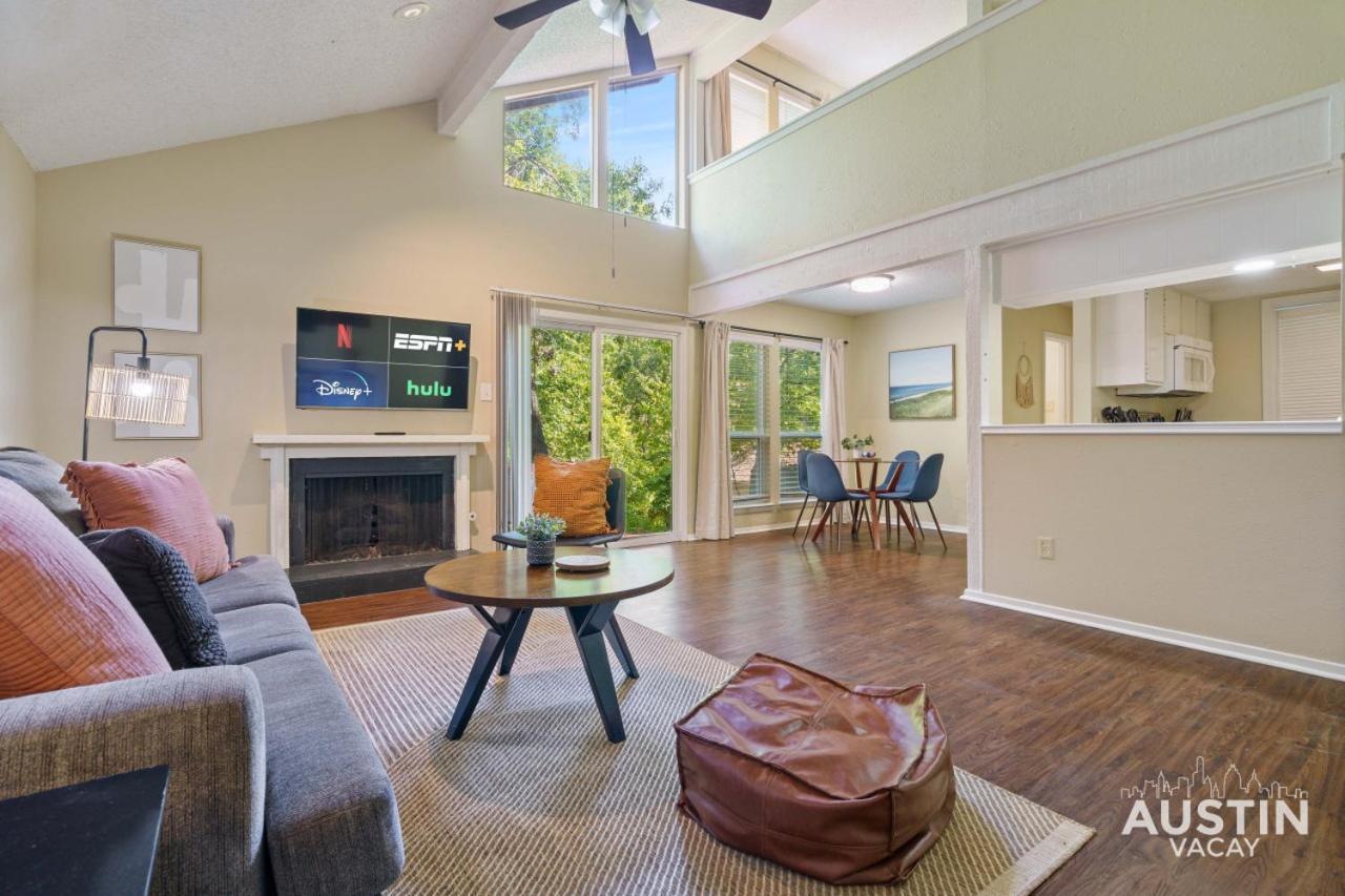 Spacious Atx Apt With Private Deck And All Essentials Austin Exterior photo
